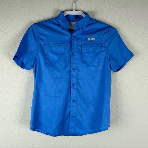 NEW Ocean Coast Bluetiful Blue Button Up Short Sleeve Shirt Size Medium - Picture 1 of 10